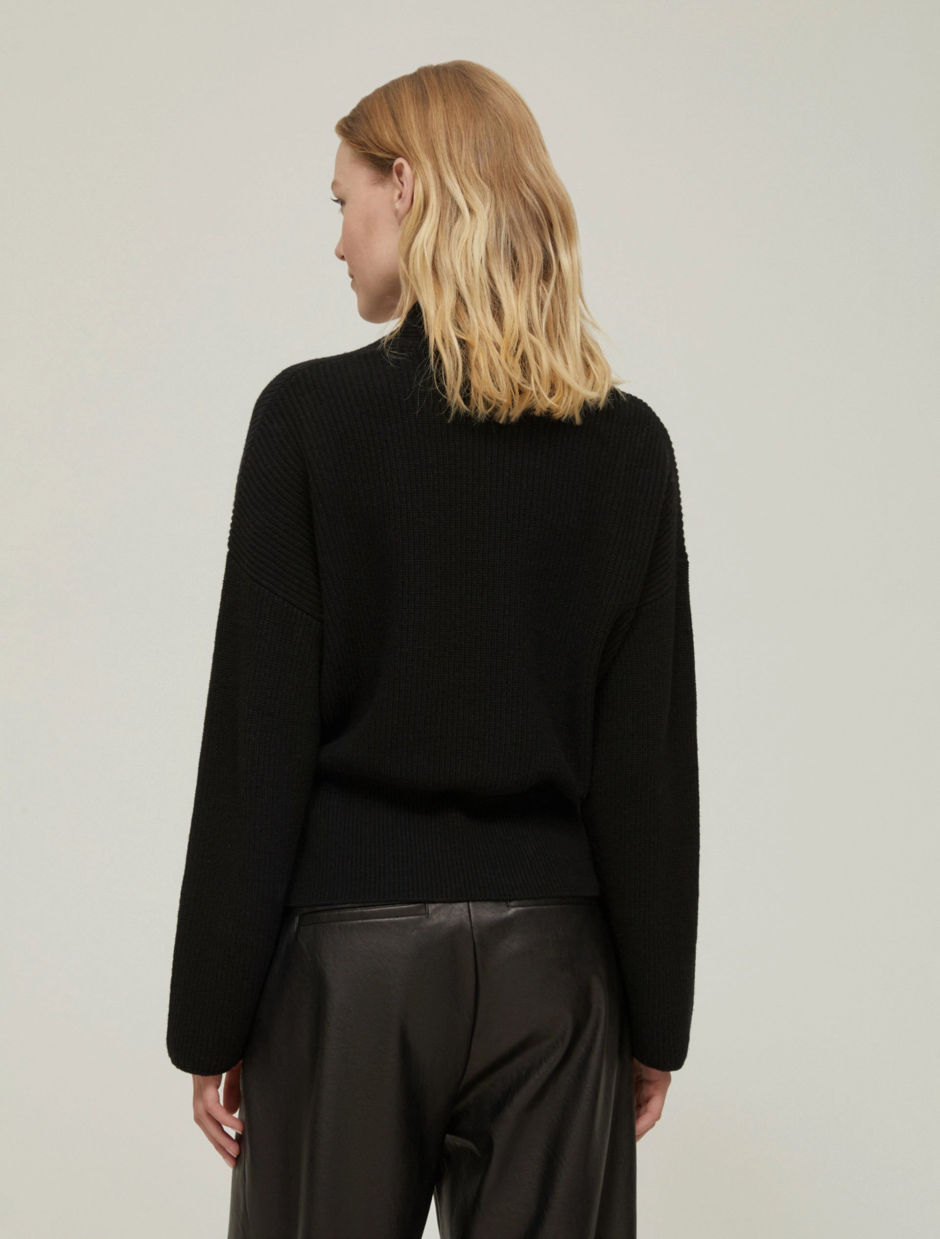 Sweater Ovest Pennyblack