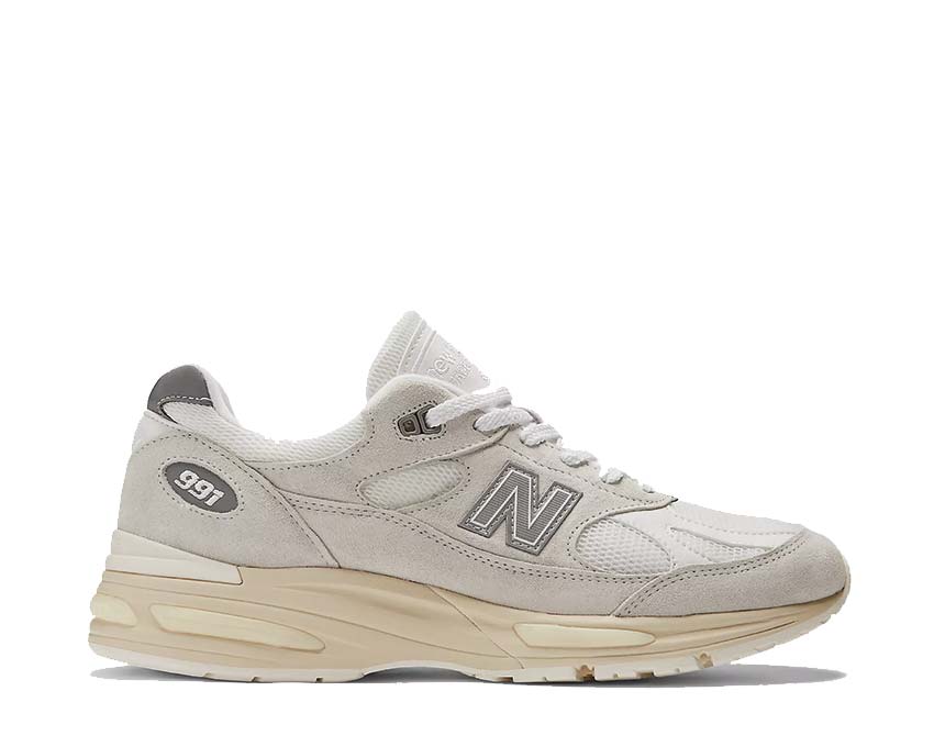 New Balance 991 Sneakers