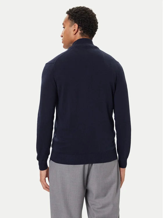 Cadigan Con Zip Guess